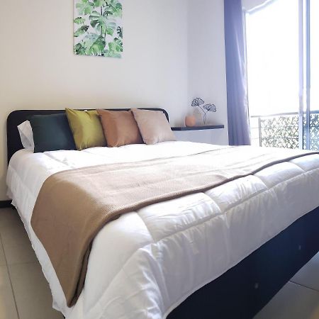 Boulevard Park Apto #27 - 2Bdrm - Selena Segura エレディア エクステリア 写真