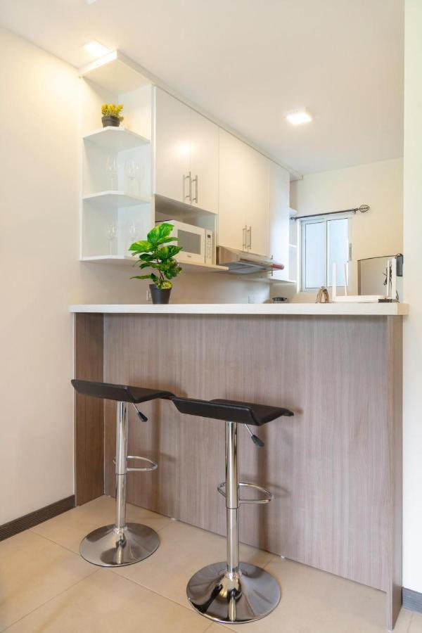 Boulevard Park Apto #27 - 2Bdrm - Selena Segura エレディア エクステリア 写真